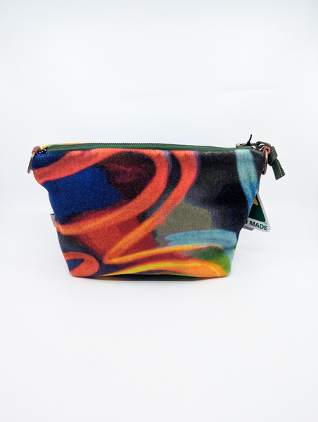 Light Waves Moquette Carpet Bag