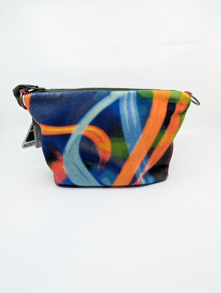 Light Waves Moquette Carpet Bag