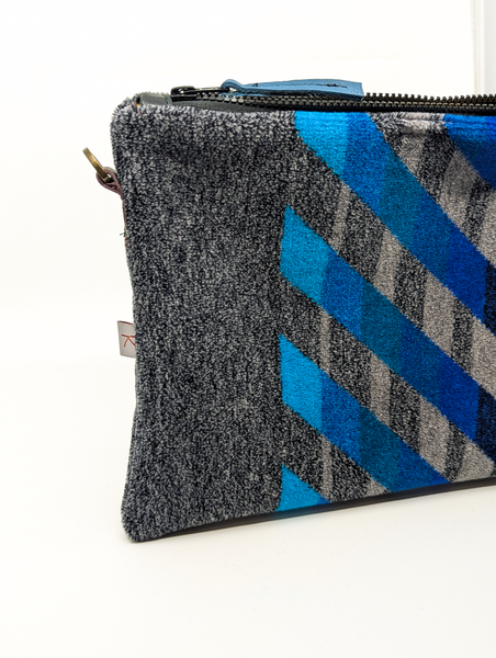 Dynamic Blue Stripe Moquette Laptop Bag - 14"