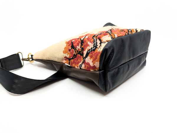 Oriental Crane Vintage Tapestry Shoulder Bag