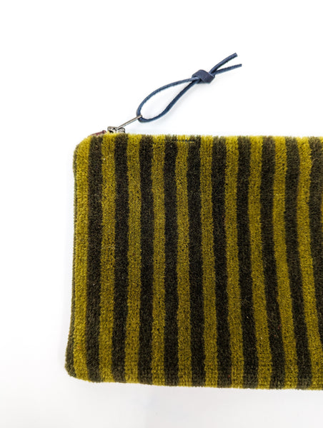 No Smoking! Moquette Purse/Wallet