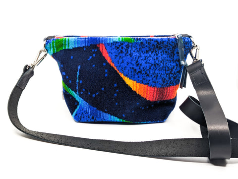 Neon Dash Blue Medium Carpet Bag