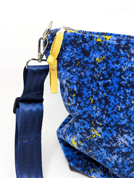 Waratah Train Moquette Large Carpet Bag