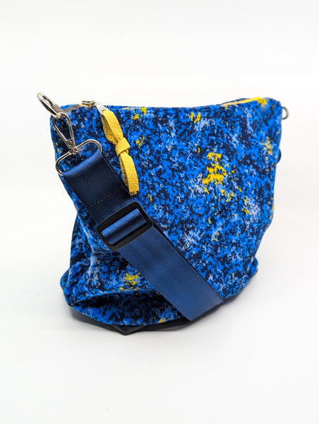Waratah Train Moquette Large Carpet Bag