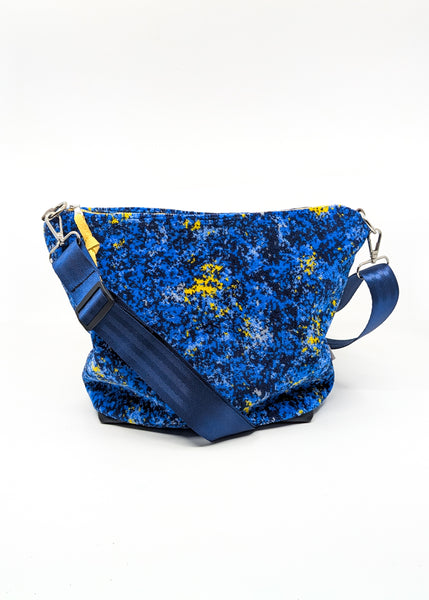 Waratah Train Moquette Large Carpet Bag
