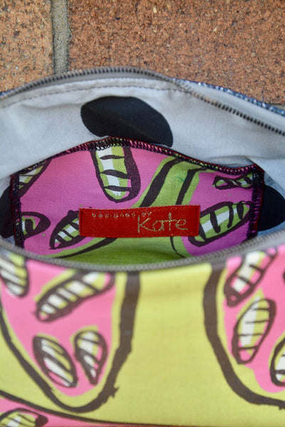 Ngaraduk Kundred (My Country) Shoulder Bag