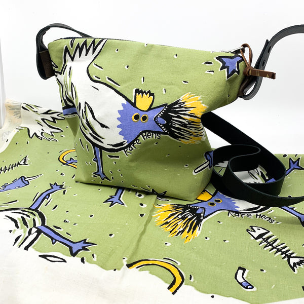 Vintage Rare Hens Mambo Bucket Bag